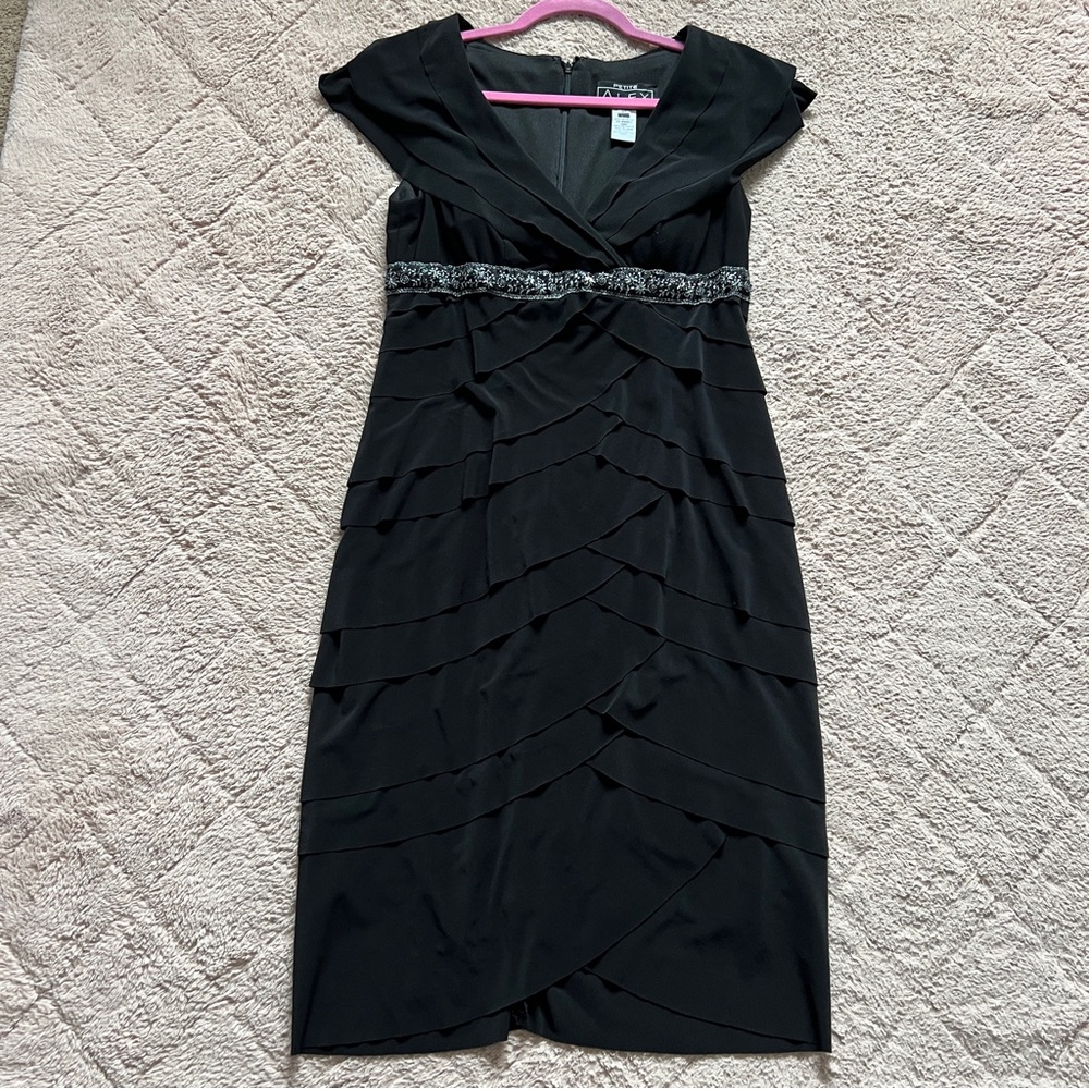 Alex Evenings Embroidered Ruffle Cocktail Dress Formal Old Money‎ Wedding Sz 6P